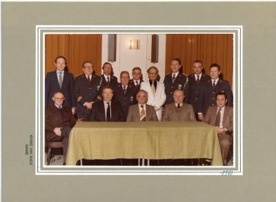 Het bestuur van de Deinse fanfare Sint-Cecilia  anno 1980