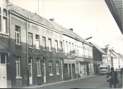 Huizenrij in de Gentpoortstraat