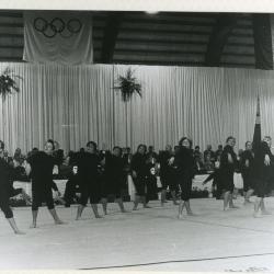Jazzdance tijdens de turnshow van Sportac
