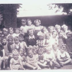 Klasfoto Nazarethse wijkschool Vossenhol anno 1953