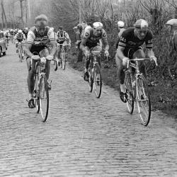 Tuur Decabooter op de Varent tijdens de Ronde van Vlaanderen van 1960.