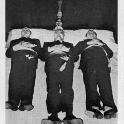 Humoristische uitvaart Eke, 1976