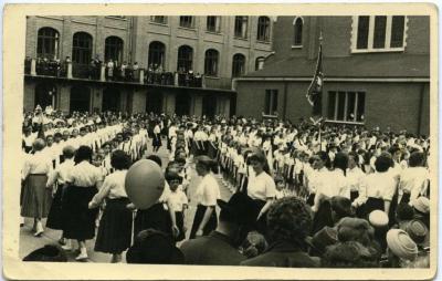 Schoolfeest "Expo 1958" op het Sint-Vincentiusinstituut 