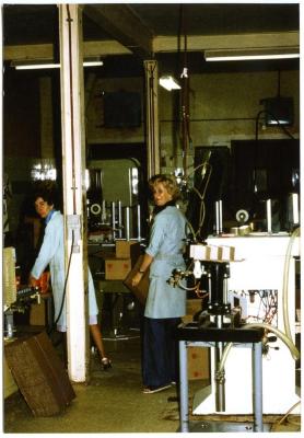Verpakkingsafdeling fabriek LIMA jaren '70