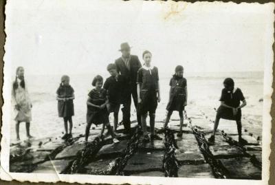 Een uitstapje naar zee met de familie Gevaert-Minne